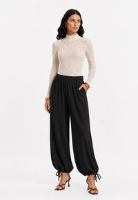 Calça Pantalona de Viscose - Preto - PRETO / Único (38 ao 44) / PRETO