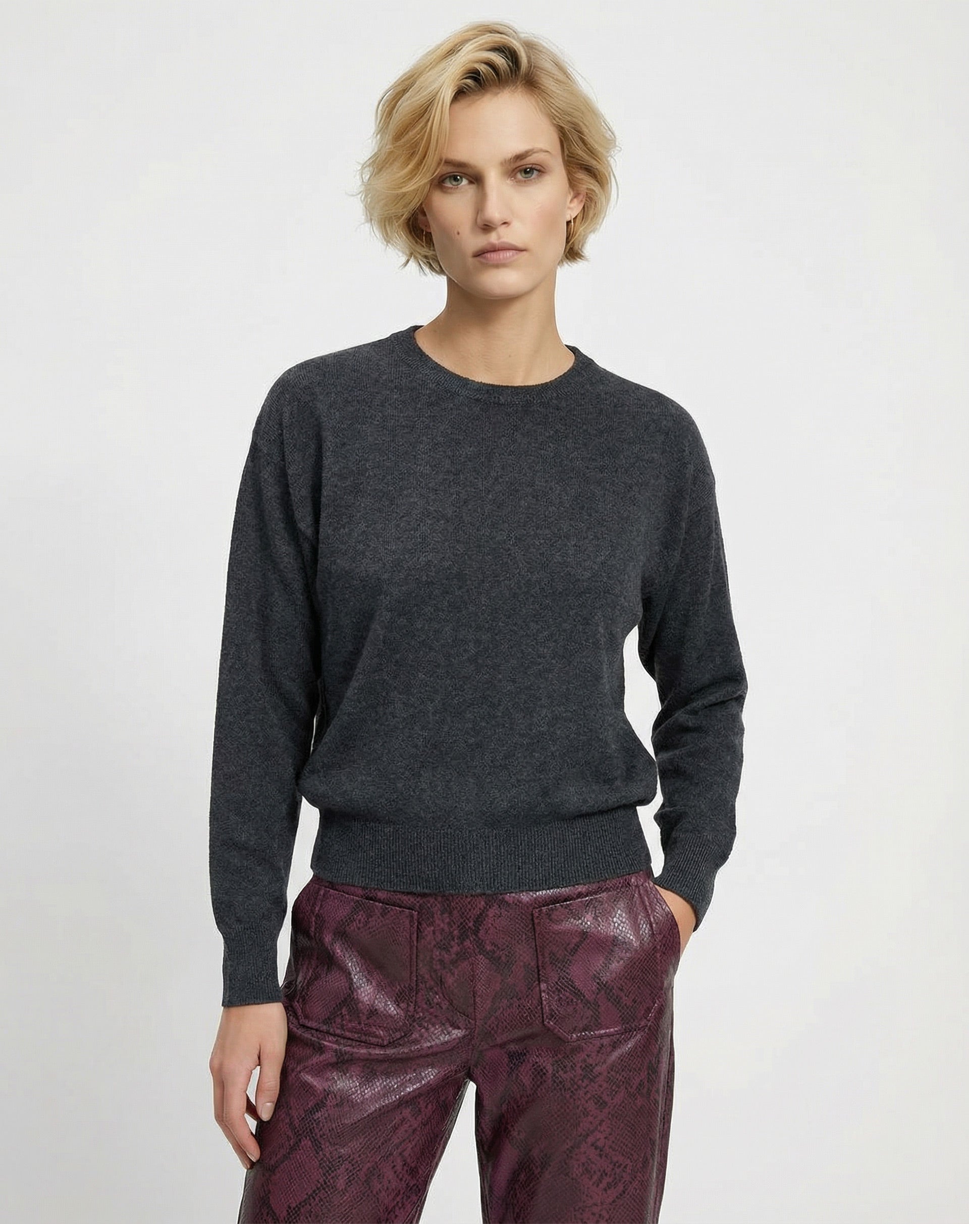 Suéter Cashmere Deluxe Gola Careca - Cinza Mescla Escuro