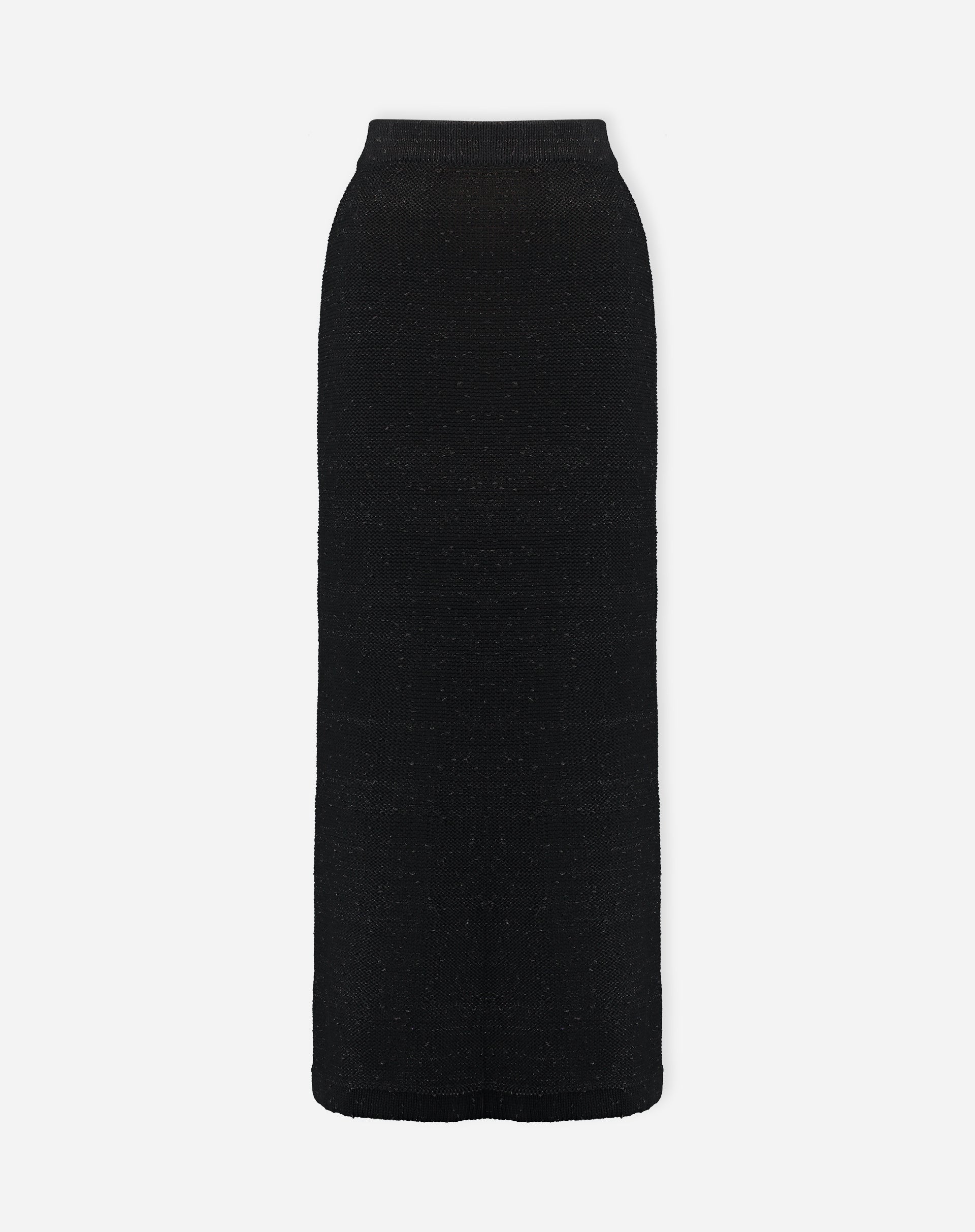 Imagem do produto isolado: saia longa tricot preta sobre fundo branco, silhueta slim e barra levemente arredondada